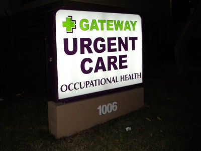 Gateway-Urgent-Care-lightbox-cabinet