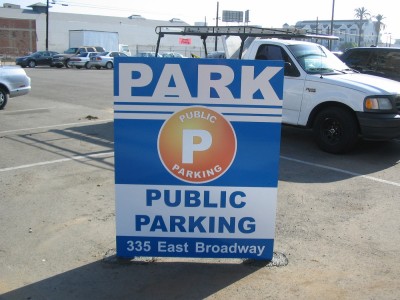 Huntington-Beach-A-Frame-Parking-Sign