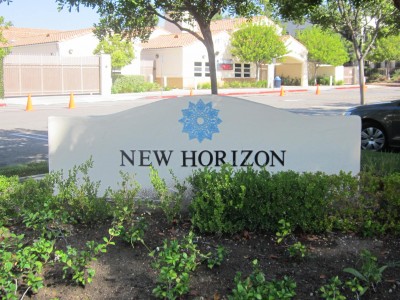 New-Horizon-Cast-aluminum-letters-with-12in-aluminum-logo