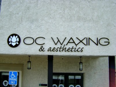 OC-Waxing-Flat-cut-aluminum-letters
