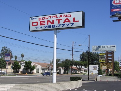 Southland-Dental-lightbox-face-replacement