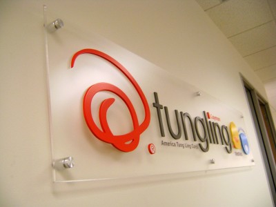 Tungling-Frosted-Acrylic-Panel-with-Flat-Cut-Acrylic-Letters