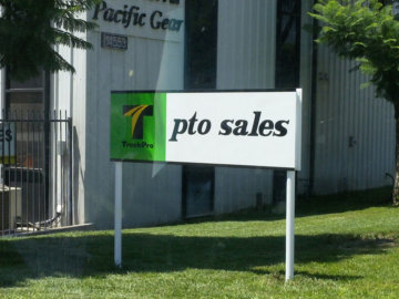 Way-finding directional sign for TruckPro by America's Instant Signs